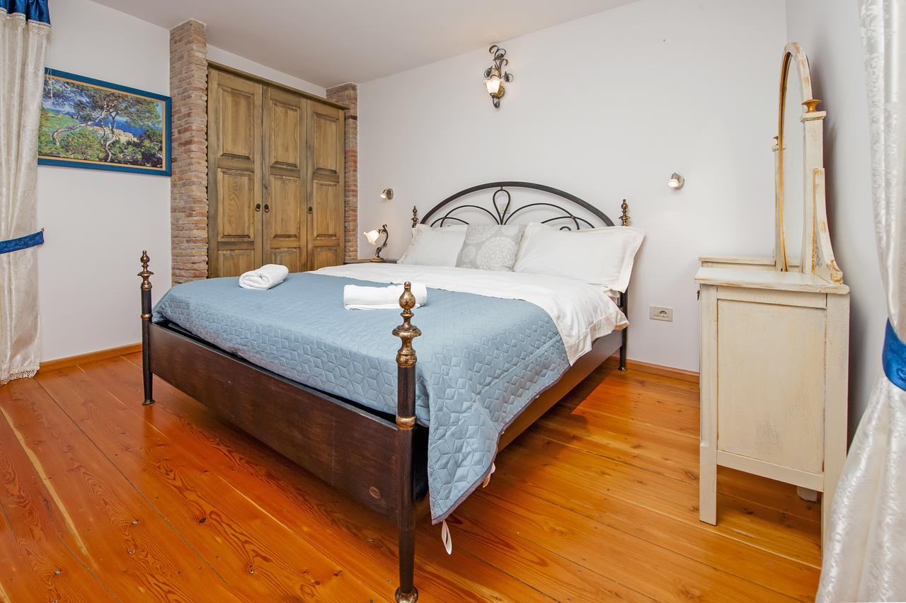 Apartments Casa Rubeus Ρόβινι Εξωτερικό φωτογραφία